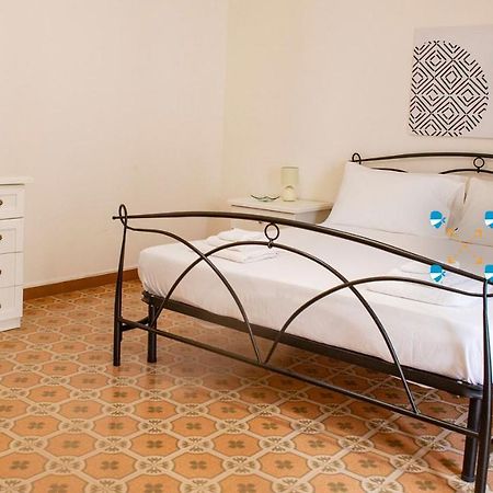 Paoli 89 Apartment Alghero Bagian luar foto