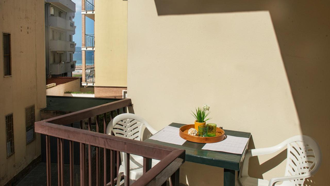 Paoli 89 Apartment Alghero Bagian luar foto