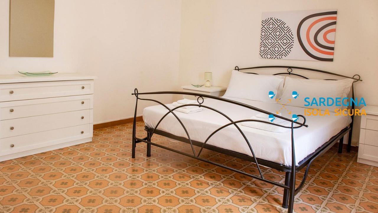 Paoli 89 Apartment Alghero Bagian luar foto