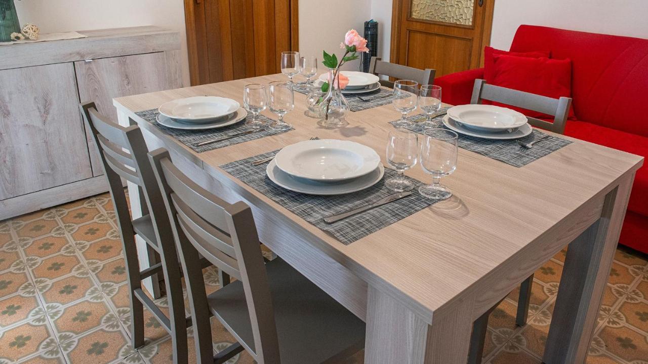 Paoli 89 Apartment Alghero Bagian luar foto